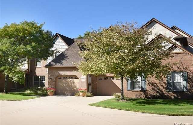 7055 Copper Creek Circle Gallery 1
