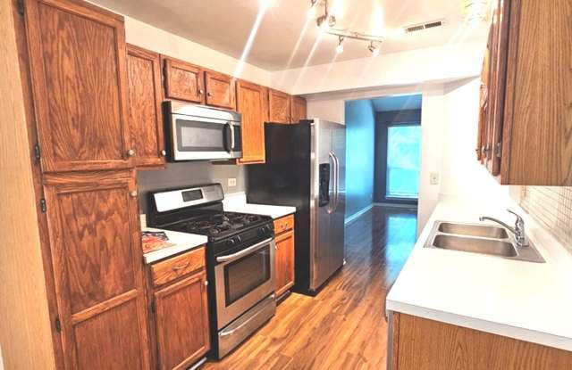 1605 W PORTSMITH Lane Gallery 2