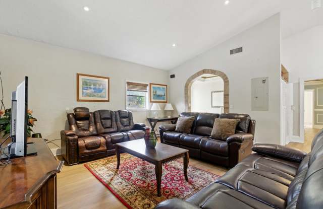 16319 E BURNS Drive E Gallery 4