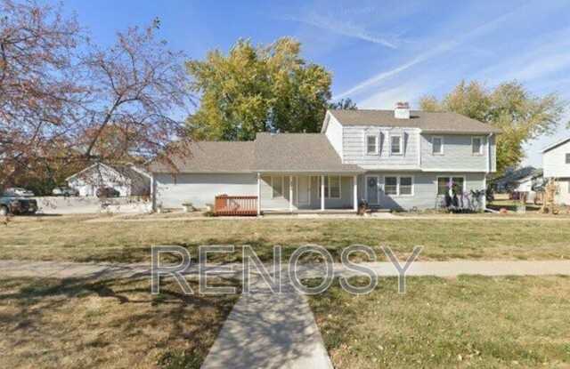 802 NW GREENWOOD ST photos photos