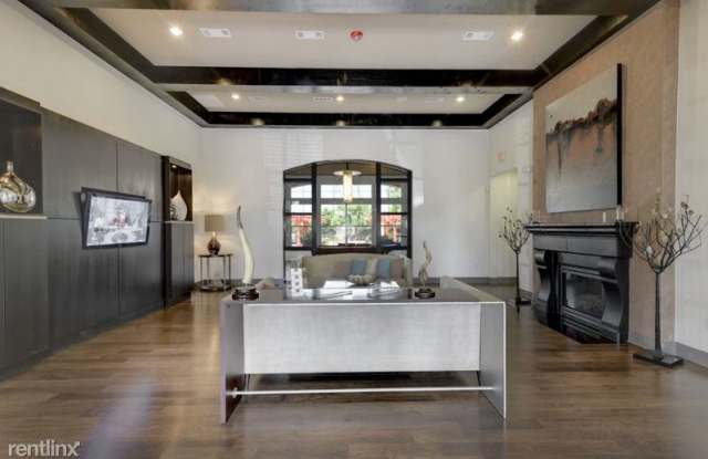 2802 Sunrise Road B-727 Gallery 4