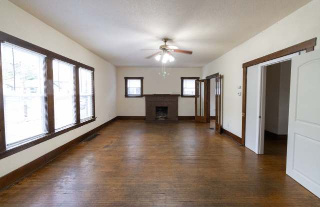 6 Bedroom Home Close to Campus! Gallery 3
