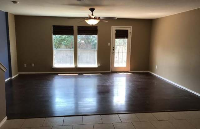 5043 Mountain Spring Trail Gallery 2