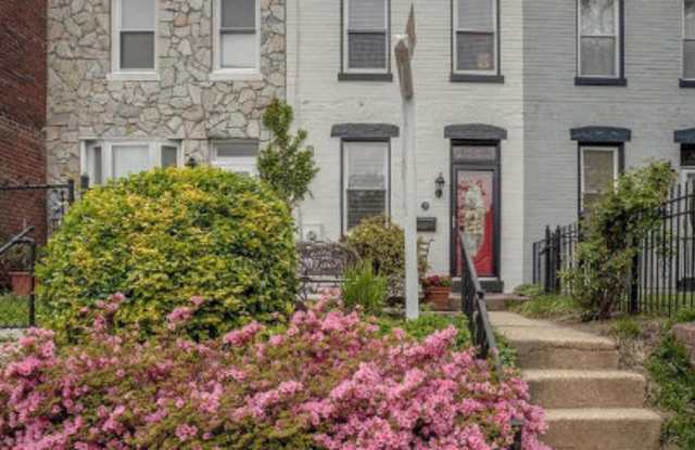 335 17th Street SE photos photos