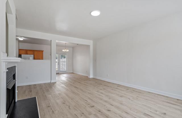 8323 Tierra Del Sol Way Gallery 2