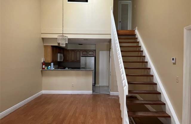 1821 Racquet Court Gallery 2