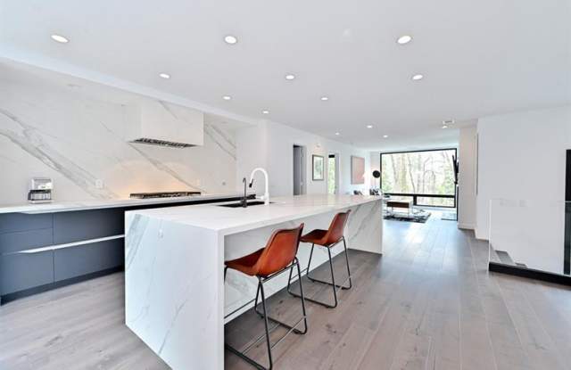 30 Maryeanna Drive Gallery 2