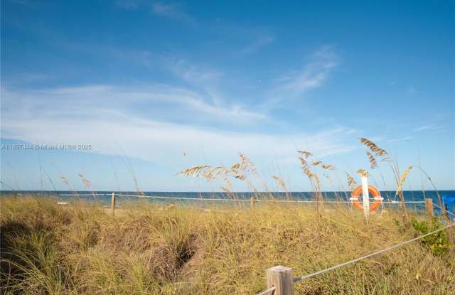 4109 N Ocean Dr - 4109 North Ocean Drive, Lauderdale-by-the-Sea, FL 33308