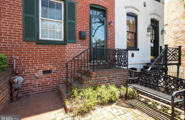 1211 35TH STREET NW Gallery 2