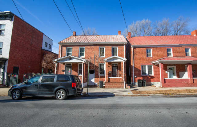 2 Bedroom, 1.5 Bath, Duplex in Historic Martinsburg, WV photos photos