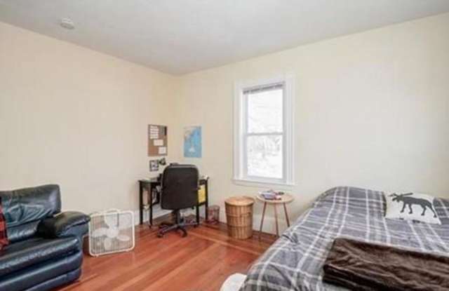 16 Falkland St Gallery 2