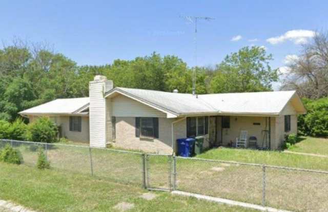 1001 West Lincoln Avenue photos photos