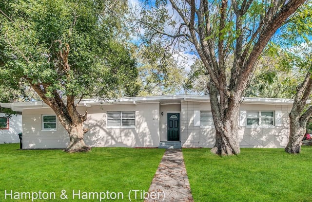 2213 N HIAWASSEE ROAD - 2213 Hiawassee Road, Pine Hills, FL 32818