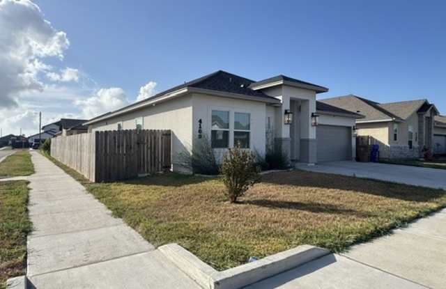 SPACIOUS NEW BUILT 4 BD 2.5 BTH Gallery 1