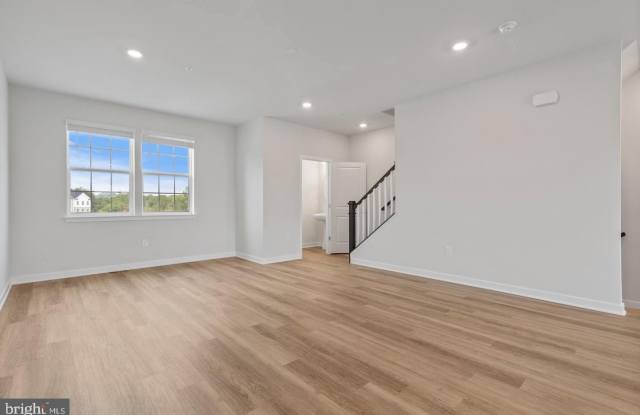 7518 DAYBREAK Drive Gallery 4