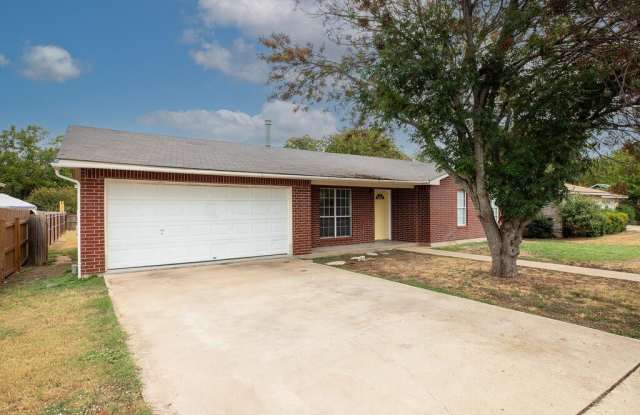 703 Dawn Lane Gallery 2