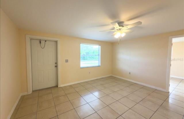 11432 POPLIN Avenue Gallery 4