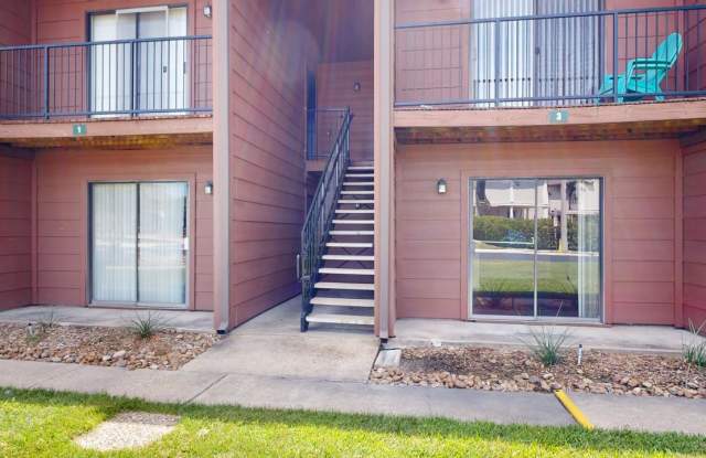 904 University Oaks Blvd Apt 3 photos photos