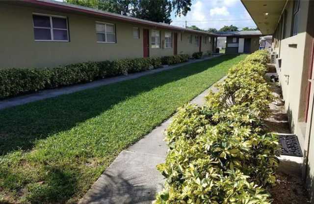 2734 Fillmore Street - 2734 Fillmore Street, Hollywood, FL 33020
