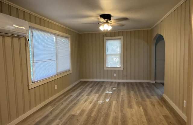 937 Vine Street RearN/A Gallery 4