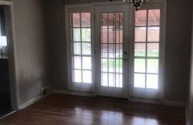 1280 Cherry Street Gallery 3