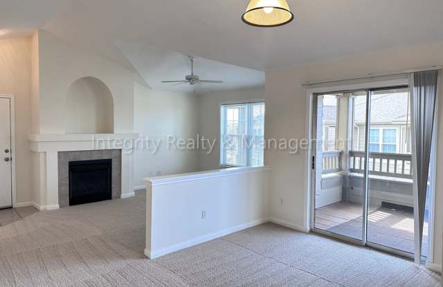 2 Bed/1 Bath, 990 Sqft - 12920 Ironstone Way #303 Parker, CO 80134 - 12920 Ironstone Way, Parker, CO 80134