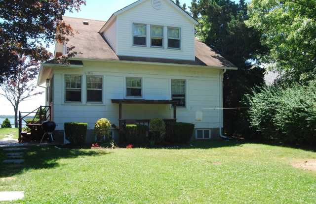 47 Bayside Ave photos photos