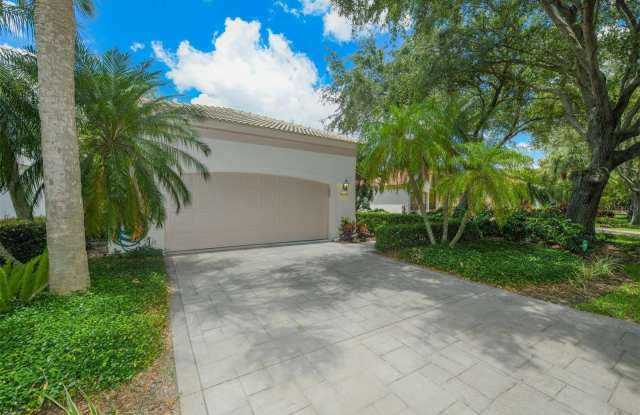 5643 DOWNHAM MEADOWS photos photos