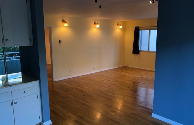 Charming sunny 1 bdrm w/hardwood in Playa Del Rey photos photos