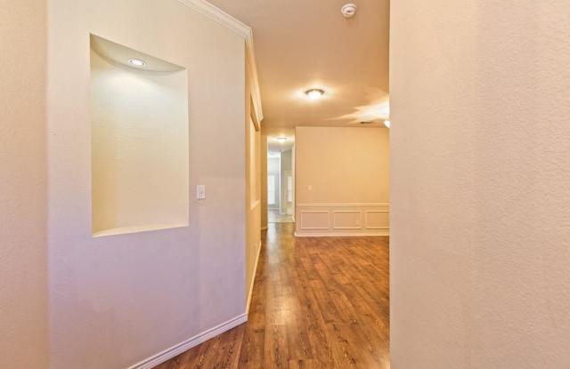 2937 Dog Leg Trail Gallery 4