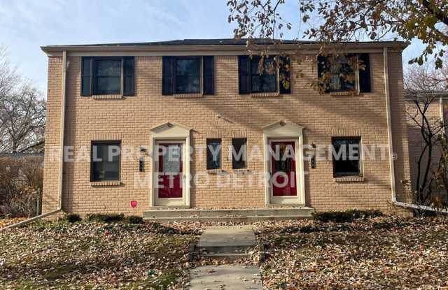 LEASE TODAY and SAVE!! photos photos