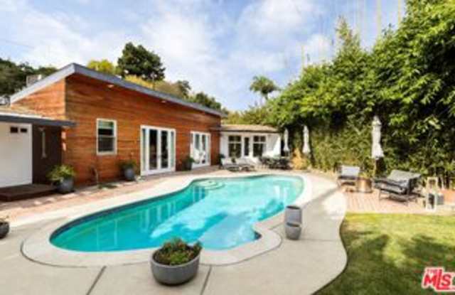 160 Beloit Avenue photos photos