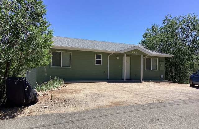Charming Hillside Retreat in Prescott’s Highly Desirable Mountain Club photos photos