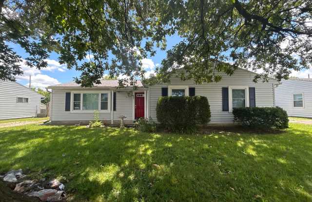 Beautiful 4 Bedroom / 1.5 Bath Home - Great Location! photos photos