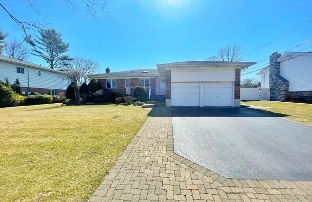 5 Schuyler Drive Gallery 3