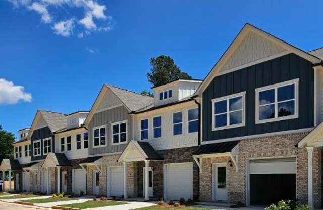 New Construction Townhome for Rent in Forest Park Gallery 2