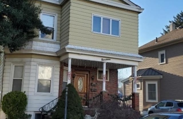 19 LINCOLN AVE - 19 Lincoln Avenue, Totowa, NJ 07512