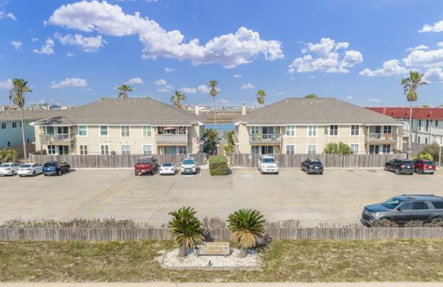 15125 Leeward Dr - 15125 Leeward Drive, Corpus Christi, TX 78418