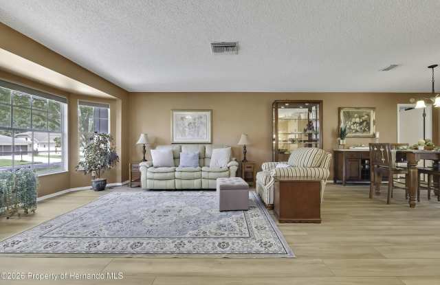2066 Quailwood Lane Gallery 3