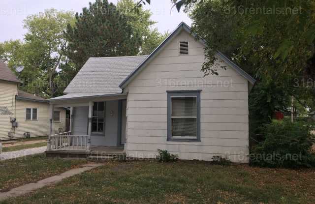 $799 - 2 bed 1 bath - Single Family Home Gallery 1