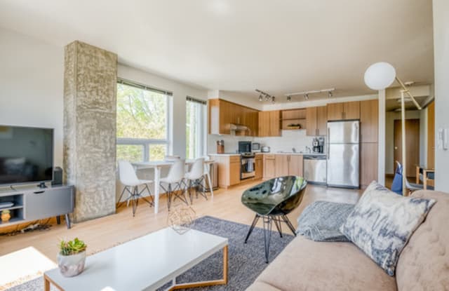 106 17th Ave West - 106 17th Ave, Seattle, WA 98122