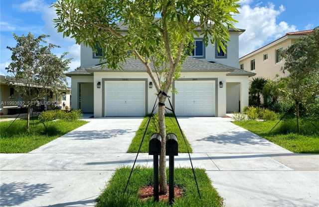 5860 Lincoln photos photos