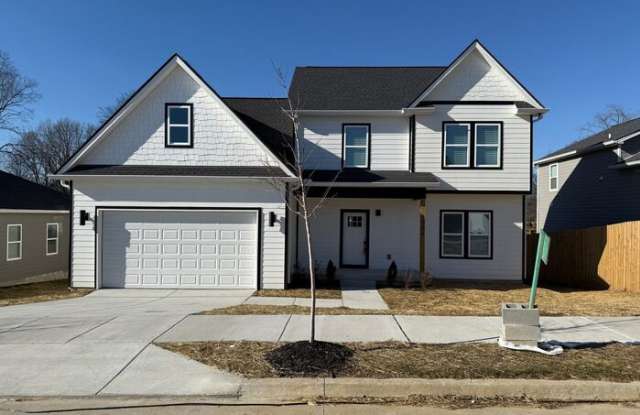 1004 Scenic View Court photos photos