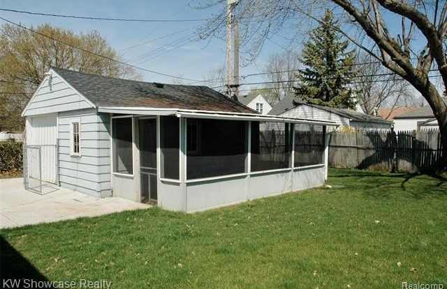 1815 DALLAS Avenue Gallery 3