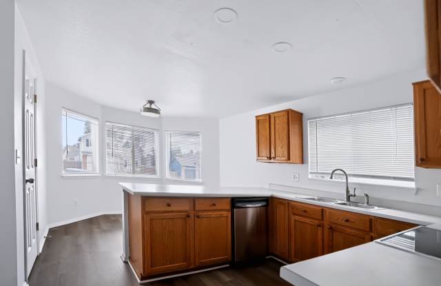 2489 Comanche Creek Dr Gallery 3