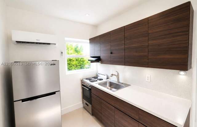 551 NE 61st St photos photos 551 NE 61st St photos photos