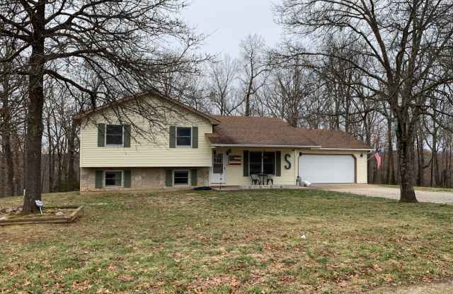 Quiet Neighborhood Near Fort Leonard Wood photos photos