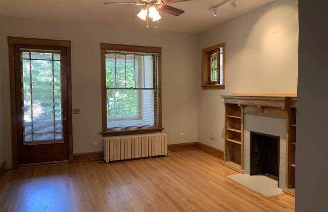 1321 W Thorndale Avenue Gallery 2
