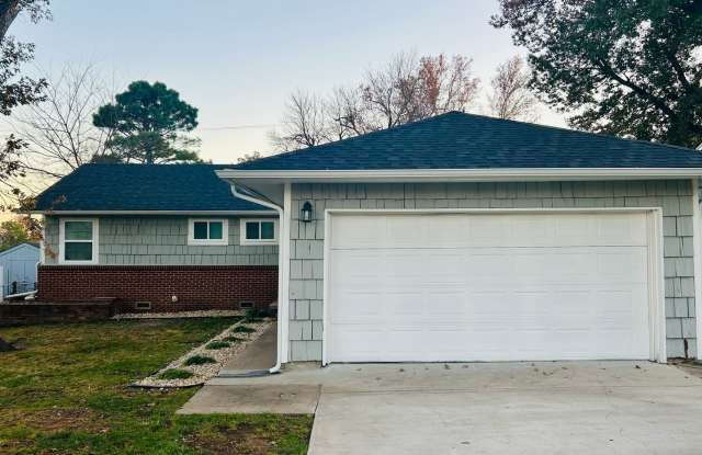 Updated 3 bedroom home in great location! photos photos