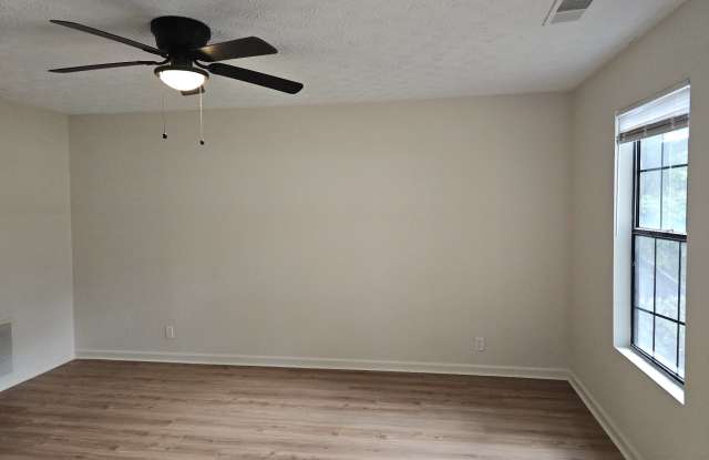 490 South Jeff Davis Drive, Unit C - 1 Gallery 3